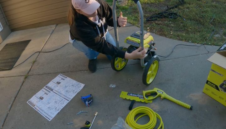 How To Use An Electric Pressure Washer